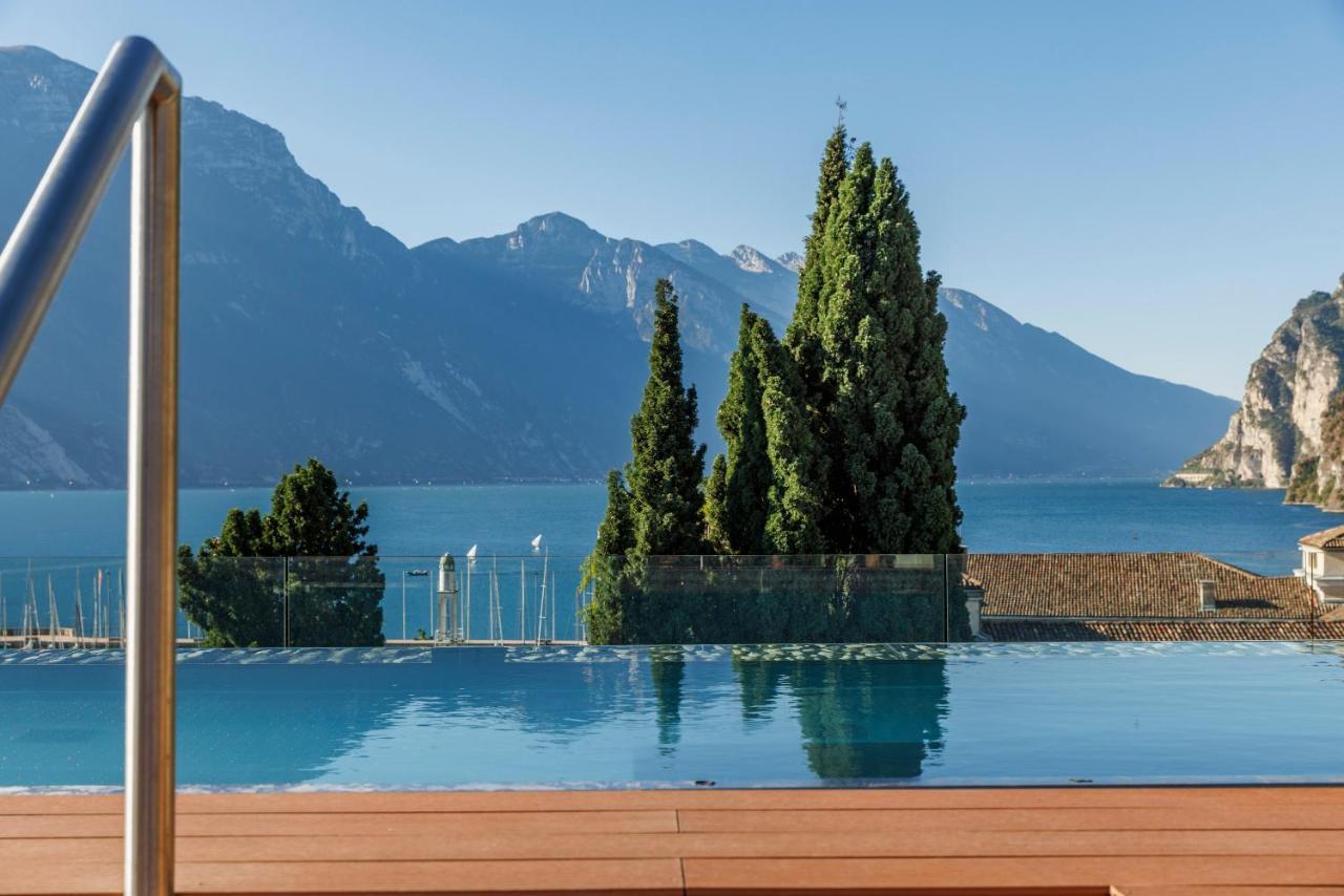 Grand Hotel Riva Bagian luar foto