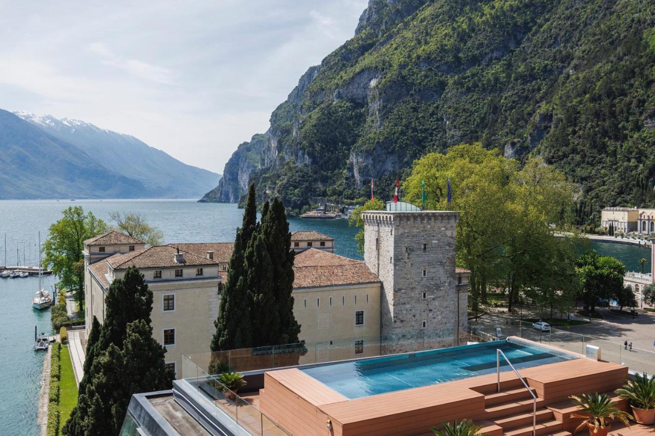 Grand Hotel Riva Bagian luar foto