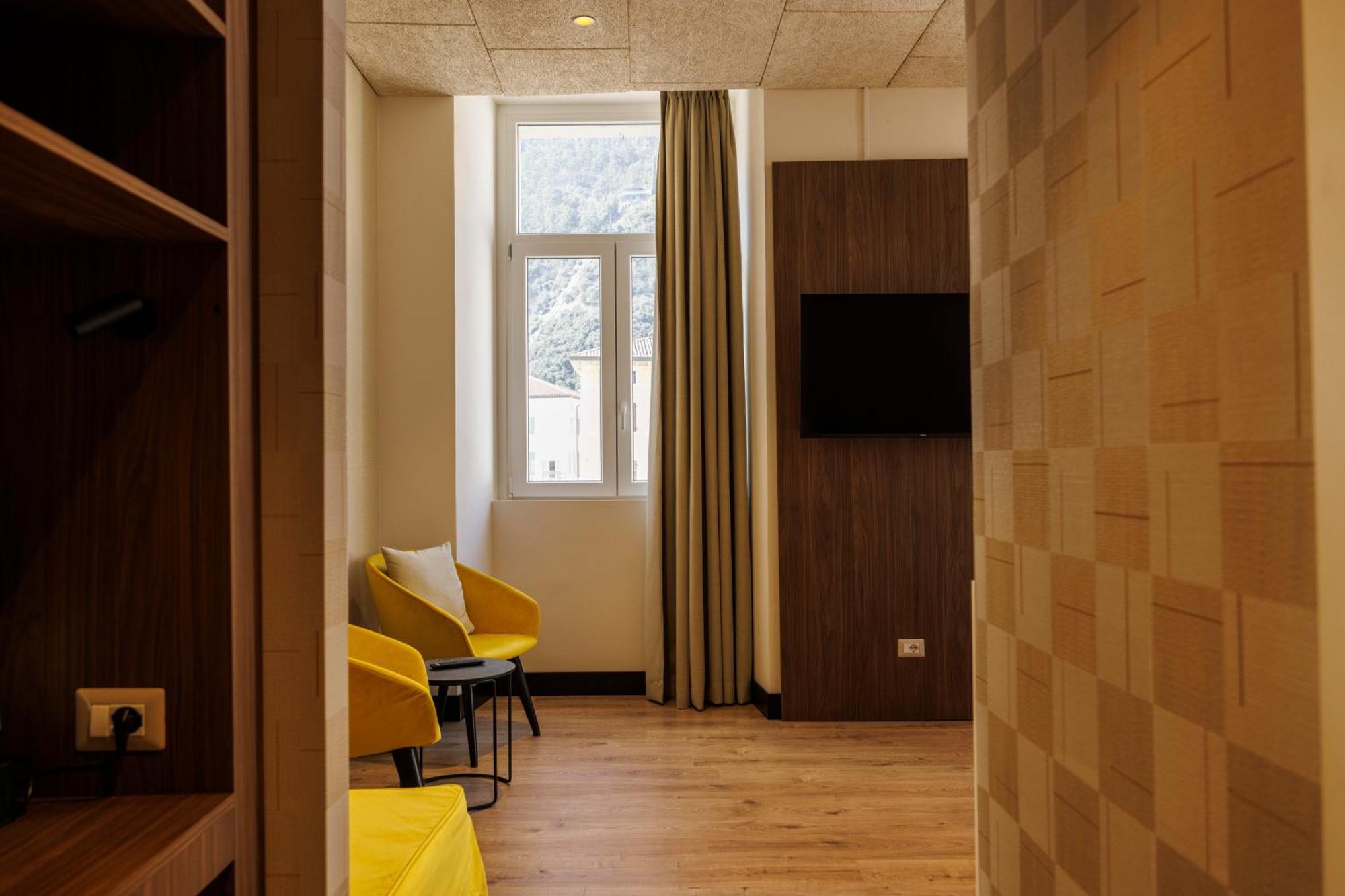 Grand Hotel Riva Bagian luar foto