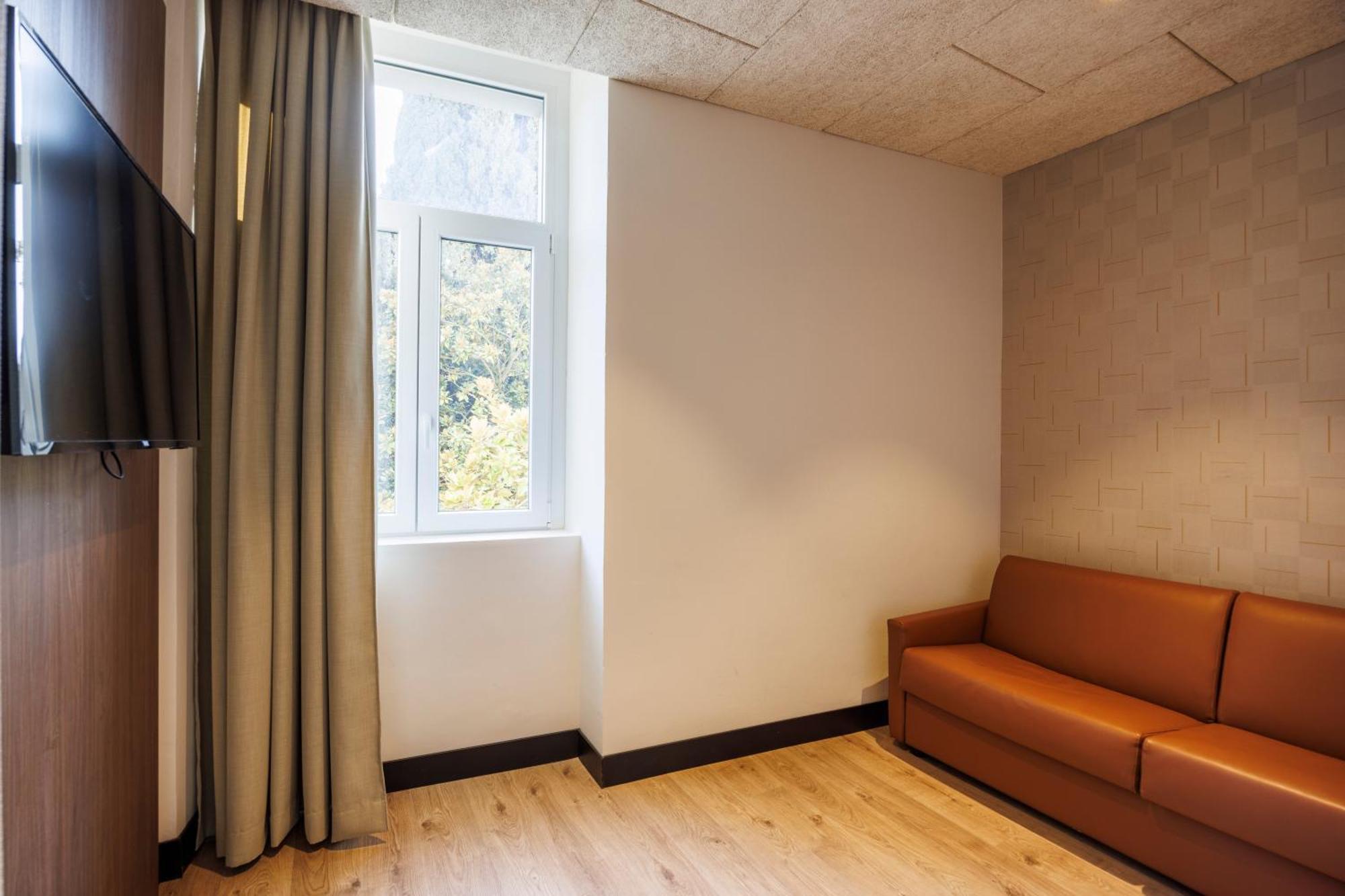 Grand Hotel Riva Bagian luar foto
