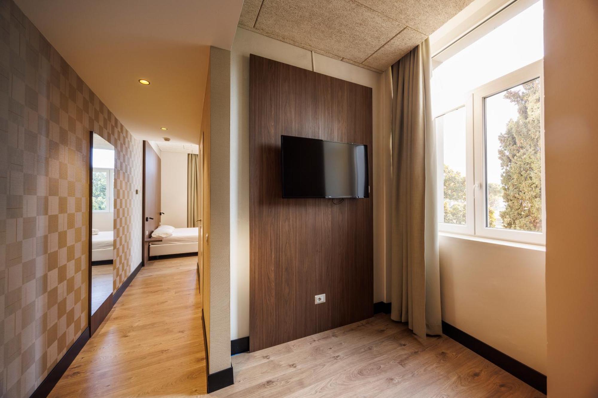 Grand Hotel Riva Bagian luar foto