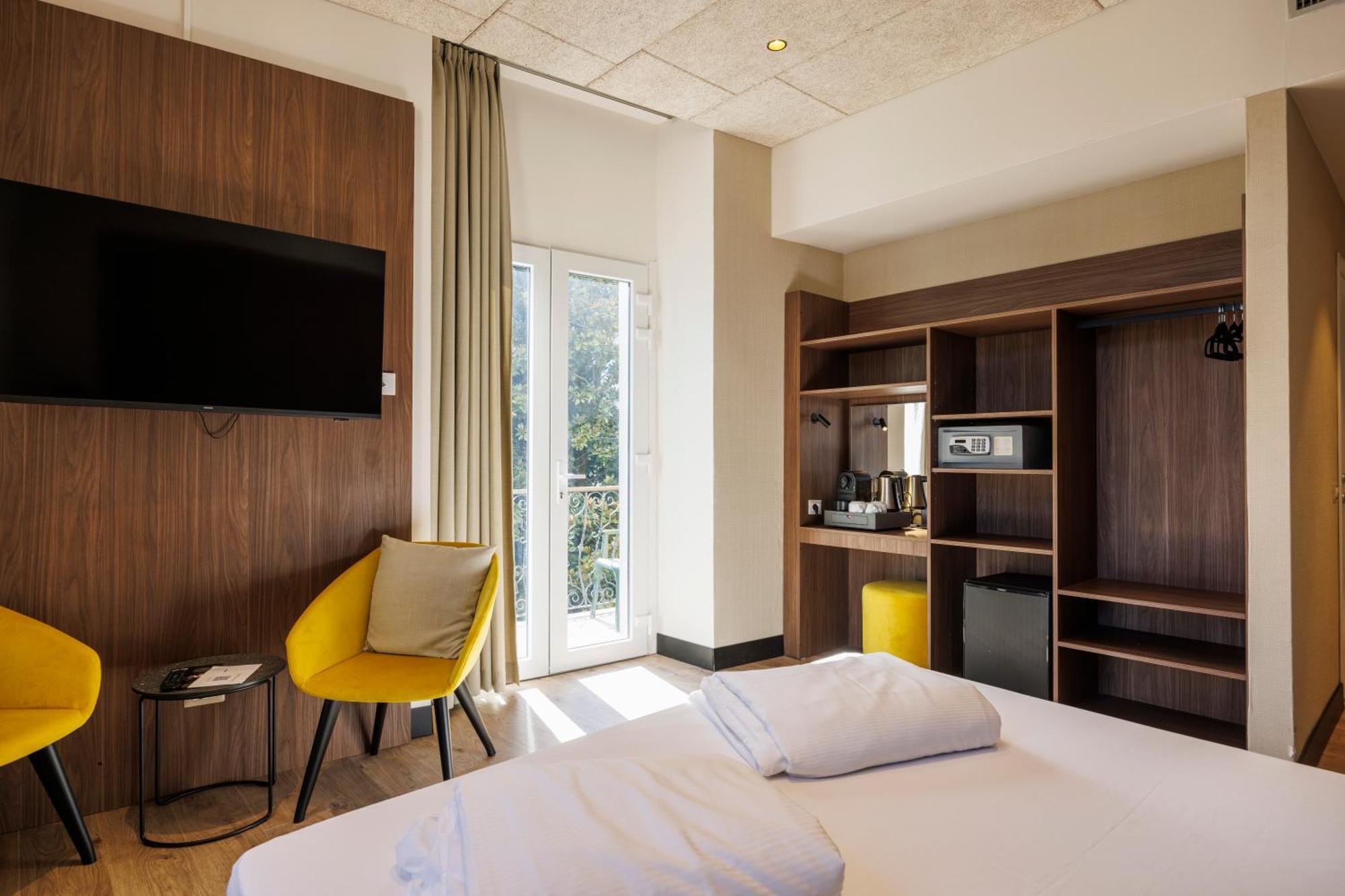 Grand Hotel Riva Bagian luar foto